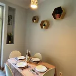 Orchidea Apartment *